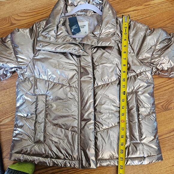 Abercrombie & Fitch AF Metallic Mini Puffer Jacket Size Medium - Picture 9 of 9